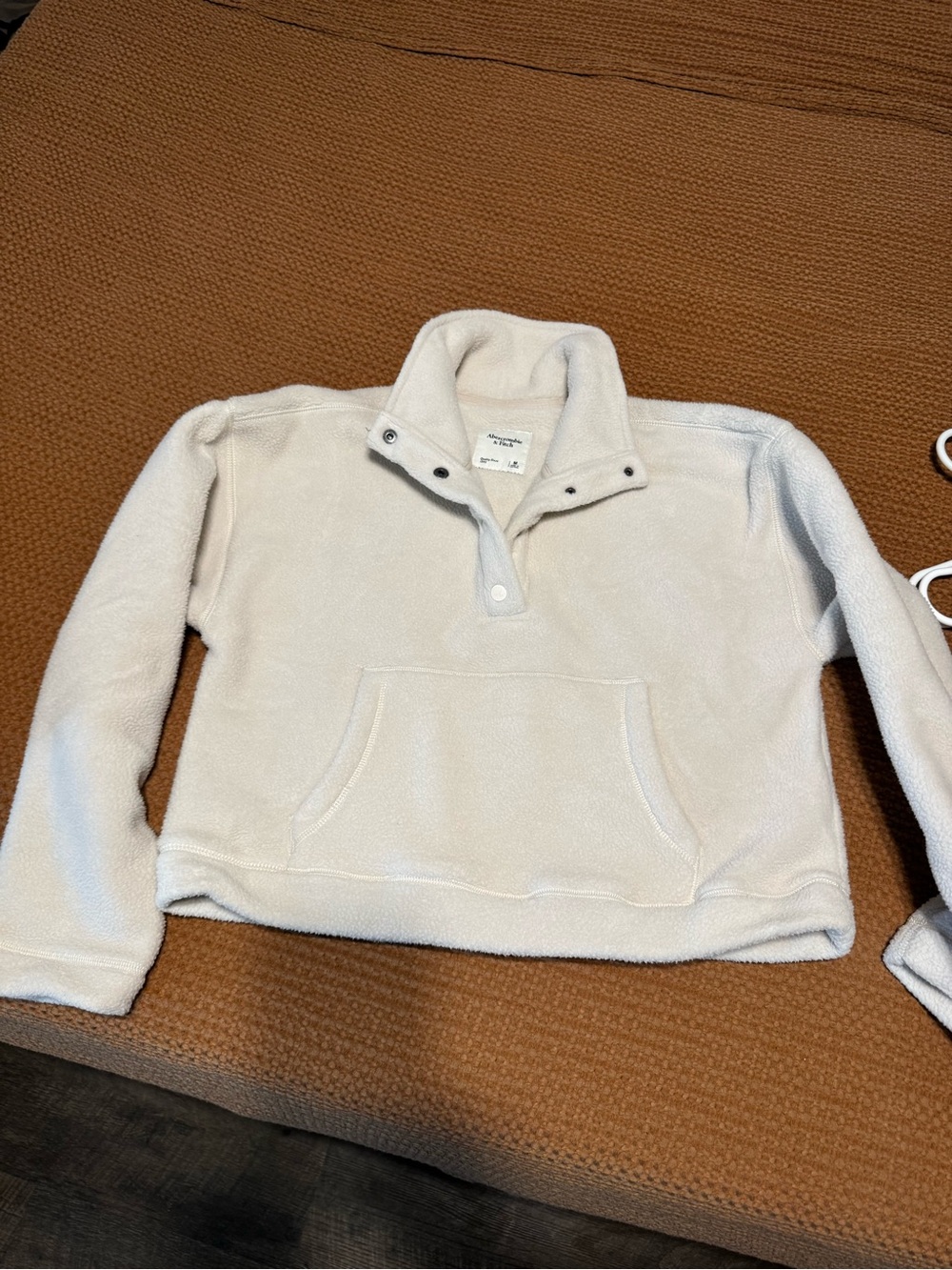 Abercrombie and Fitch Cream Pullover, Size M